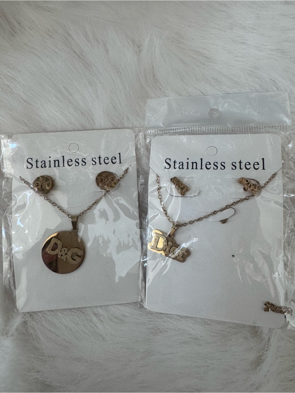 Fashion Jewelry Gold D&G-Style Stainless Steel Necklace & Stud Earrings Set